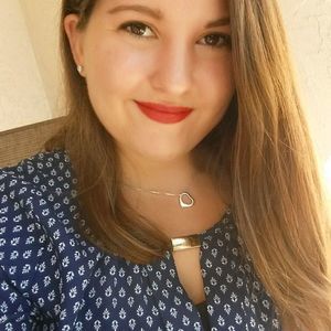 Meet your Posher, Alissa